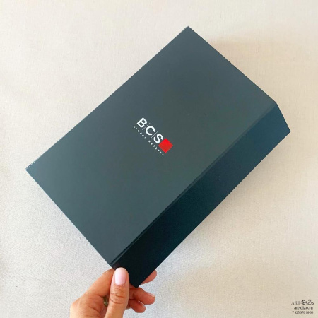 Заказать брендированную упаковку нестандартной конструкции для подарка